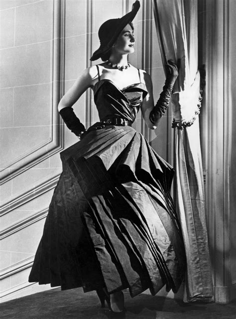 dior iconic looks|christian dior most famous dress.